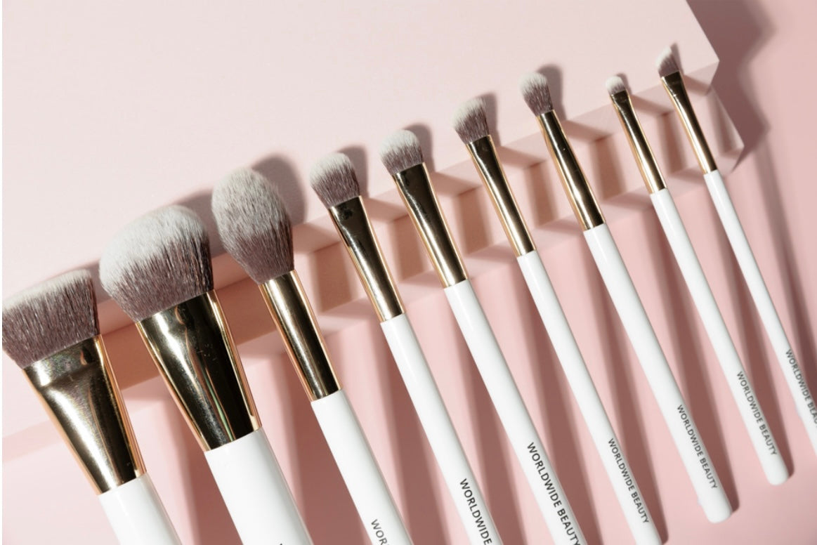 Makeup Brushes Pack | WORLDWIDE BEAUTY